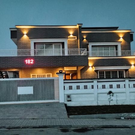 Islamabad Travelodge Guest House Buitenkant foto